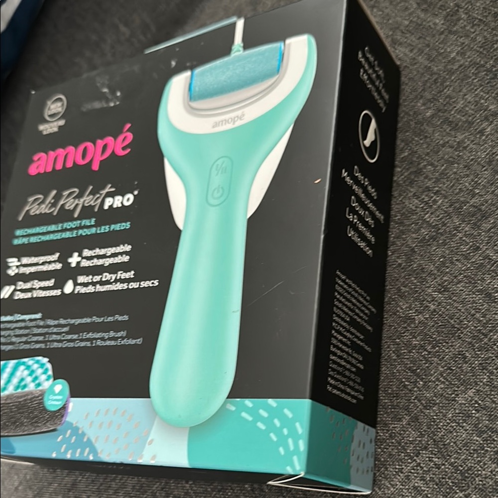 NEW AMOPE PEDI PERFECT PRO Rechargeable Foot file - Picture 3 of 5